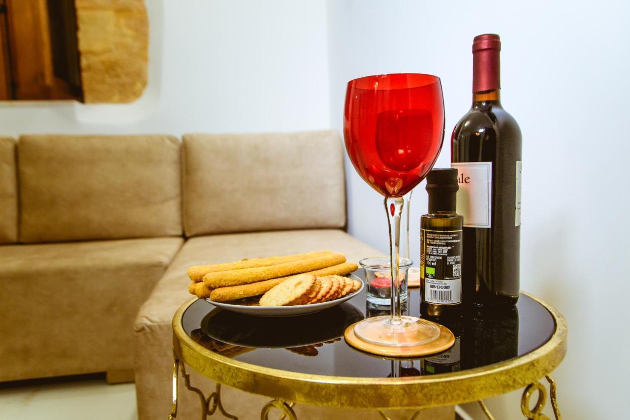 Konmari Boutique Suites Chania  Luaran gambar