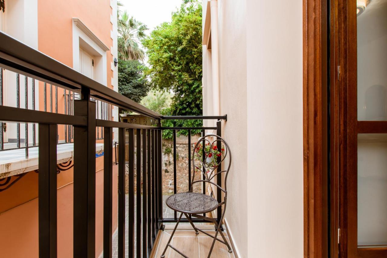Konmari Boutique Suites Chania  Luaran gambar